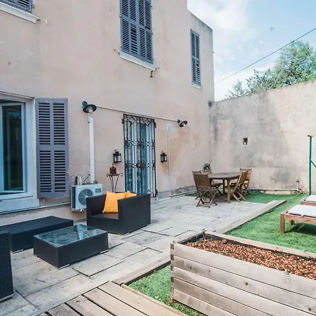 Les Peupliers Apartment
